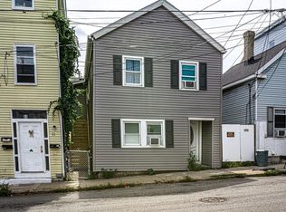 49 Wamesit St, Lowell, MA 01852