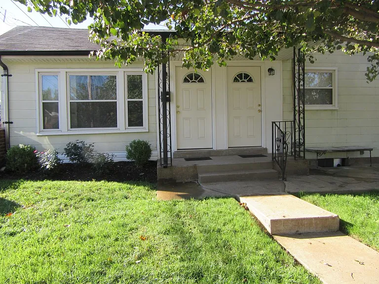 4400 Jamieson Ave #EAST — Photo 12