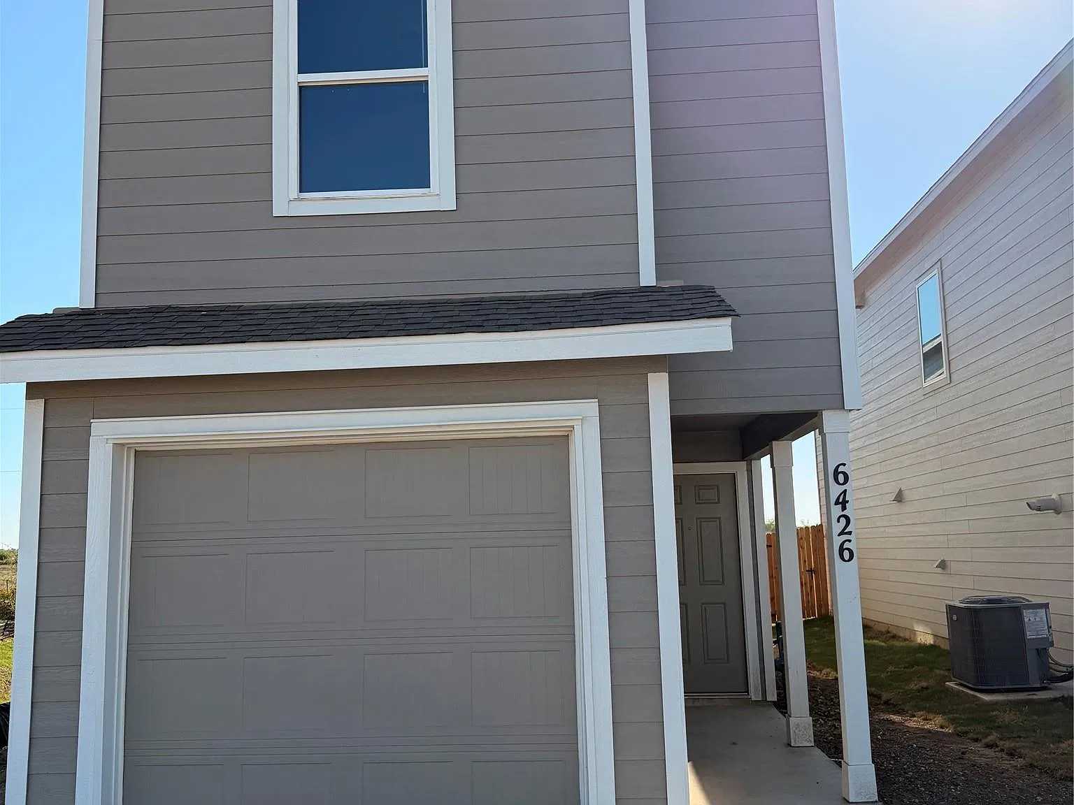 4 bed, 2.5 bath, 1535 sqft, $1,600 — Photo 1