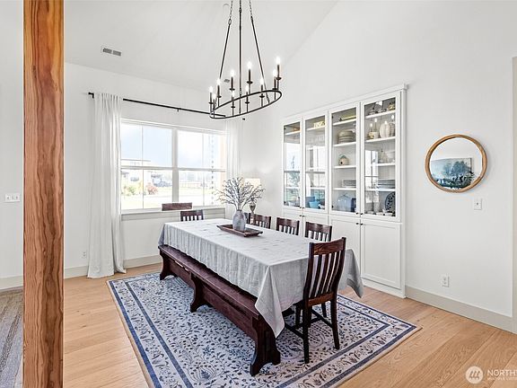 4th image of 28 Lilac Court