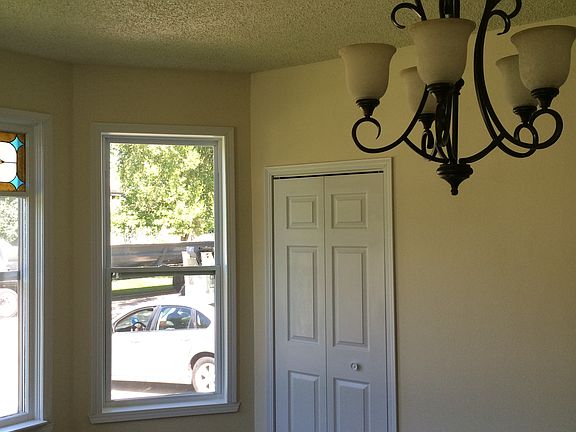 3rd image of 502 2nd St N