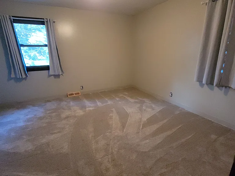 520 Smith St — Photo 4