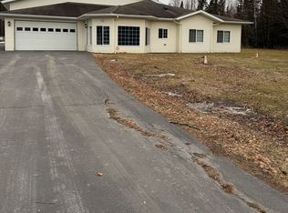 7698 W Woodridge Ave, Wasilla, AK 99623