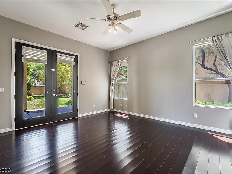 9675 Irvine Bay Ct — Photo 34