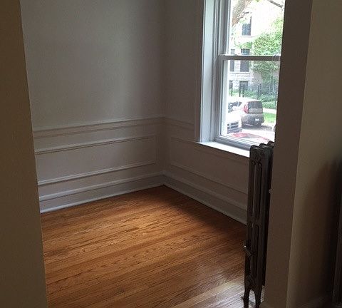4th image of 1301 W Argyle St APT 202