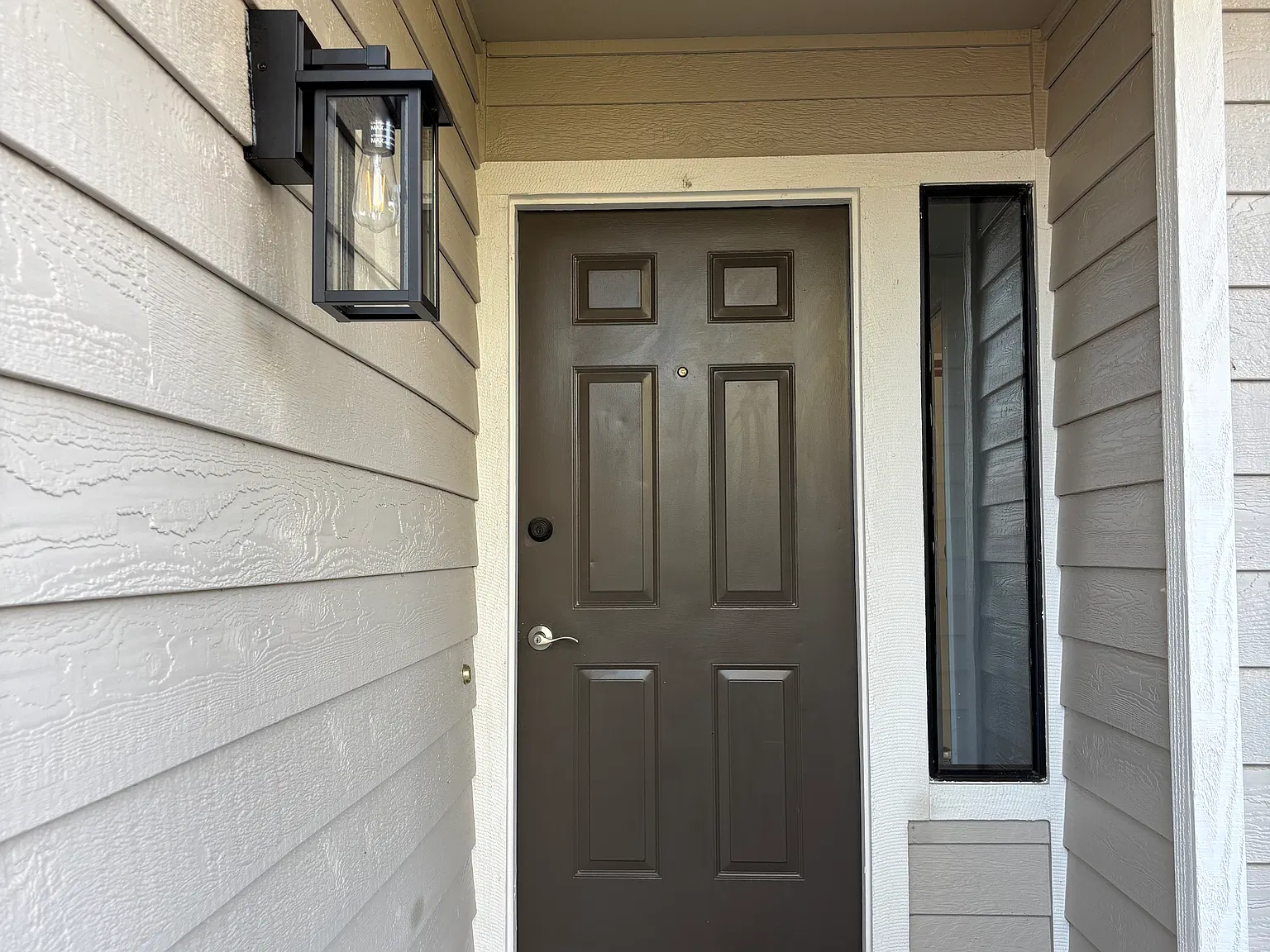 3 bed, 2.5 bath, 1600 sqft, $4,200 — Photo 2