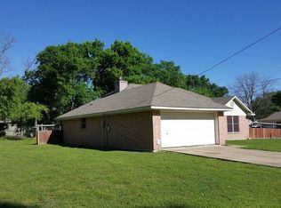 300 Frank St, Terrell, TX 75160
