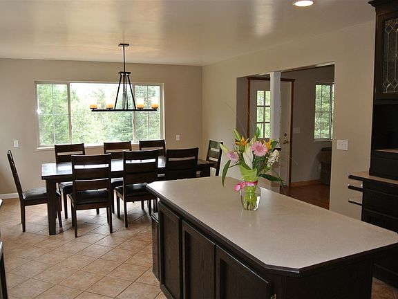 3rd image of 1227 Beskeen Ln