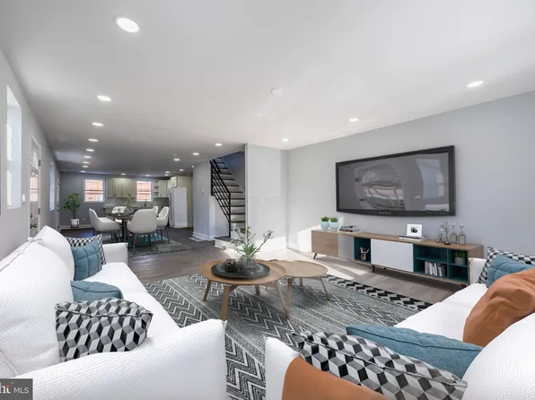 905 E McPherson St, Philadelphia, PA 19150