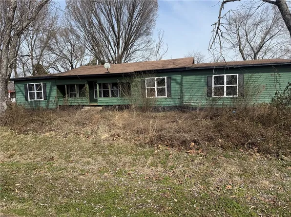 1102 Olive St, New Blaine, AR 72863