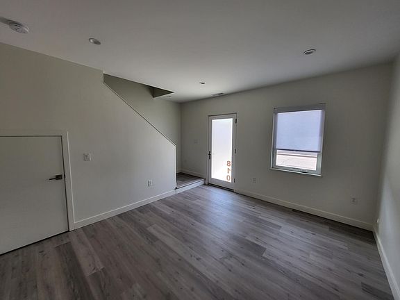 1st floor- Entry- Office