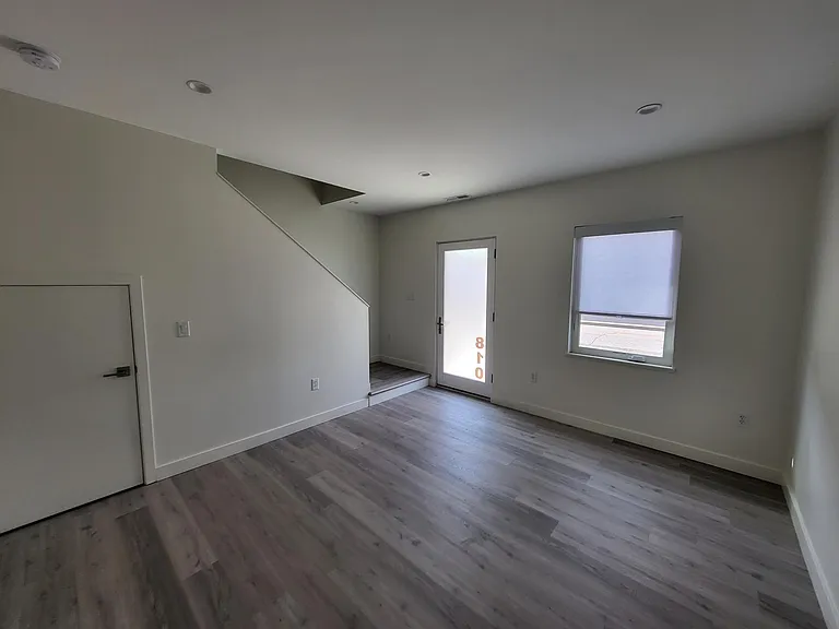 1st floor- Entry- Office