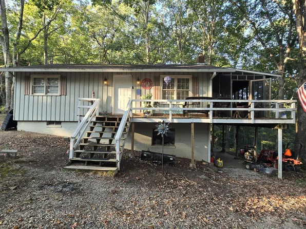 3850 Corinth Rd, Lexington, TN 38351