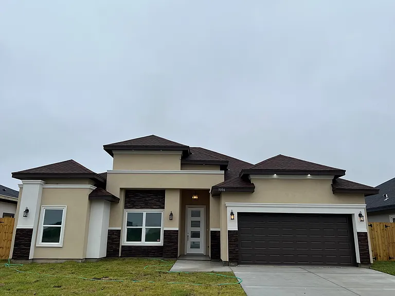 5006 Westgate Cir S — Photo 1