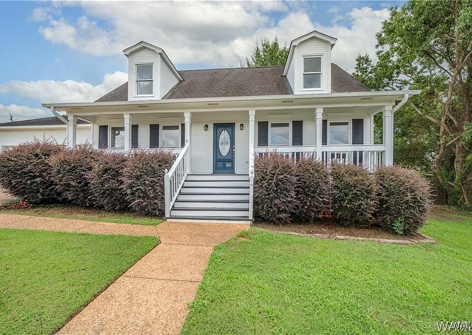 1st image of 351 Cambridge Ct