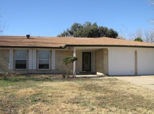 2508 Savannah Ct, Arlington, TX 76014