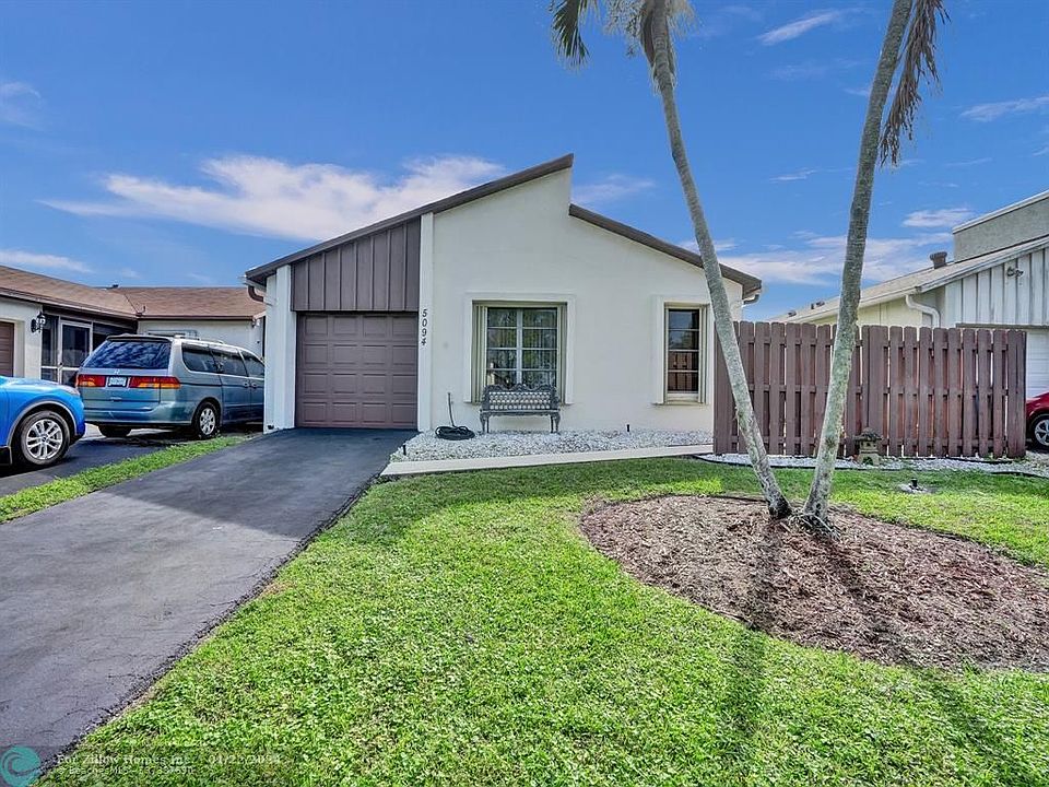 5094 Mirror Lakes Blvd, Boynton Beach, FL 33472 Zillow