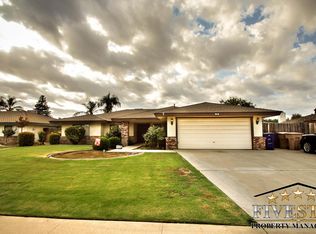 9109 Campus Park Ct, Bakersfield, CA 93311