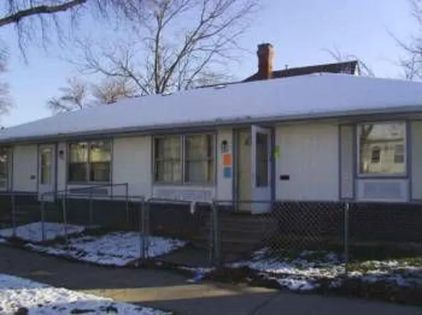 320 Queen Ave N, Minneapolis, MN 55405