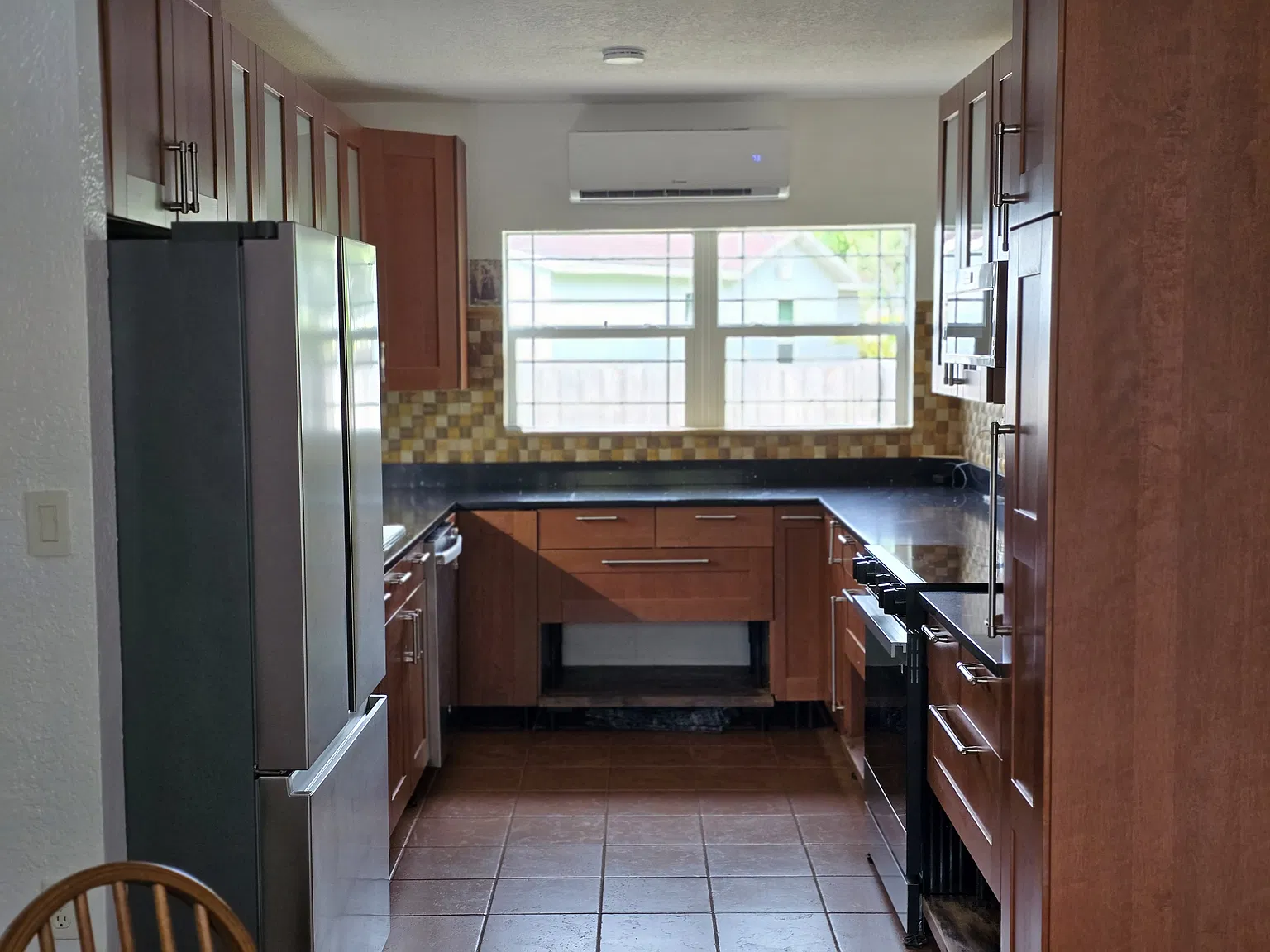 2 bed, 937 sqft, $2,500 — Photo 4