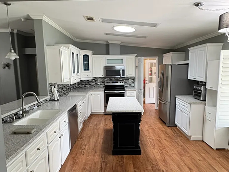 5600 Bald Eagle Dr — Photo 8