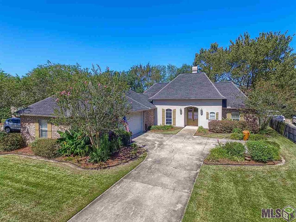 1st image of 39408 Meadowbrook Ave