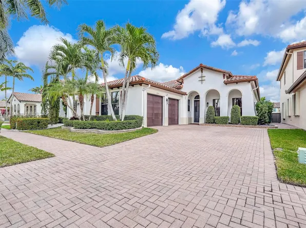 8299 NW 40th St, Cooper City, FL 33024