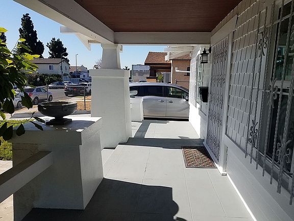 3rd image of 3985 Dalton Ave