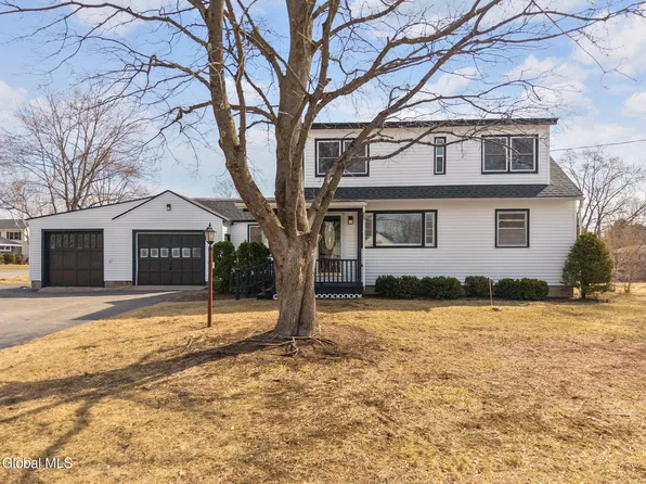 6 Woodside Avenue, South Glens Falls, NY 12803