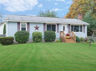 118 Duchess Rd, Cumberland, RI 02864