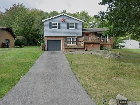 338 Frederick Dr, Farrell, PA 16121