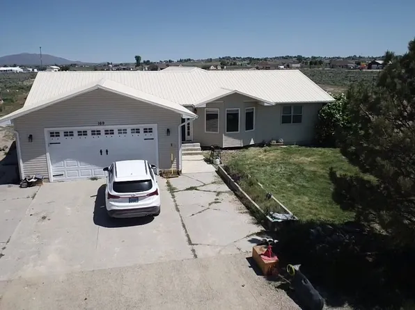 169 Verdes Dr, Spring Creek, NV 89815