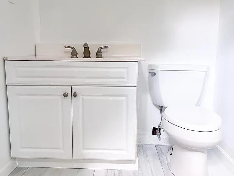 210 Forest Dr — Photo 9
