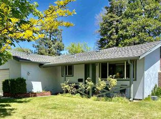 382 Terrace St, Weed, CA 96094