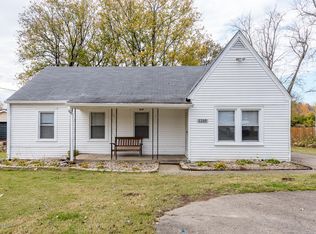 1210 S Park Rd, Fairdale, KY 40118