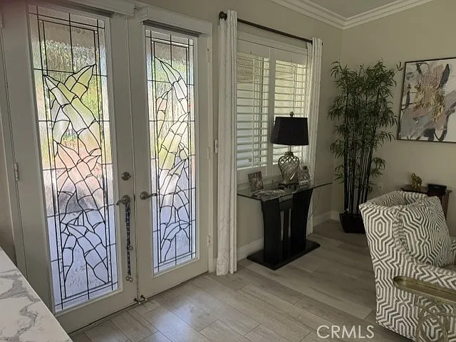 2 bed, 950 sqft, $4,000 — Photo 3