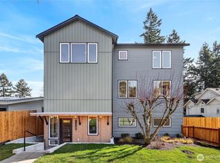 11738 23rd Avenue NE, Seattle, WA 98125