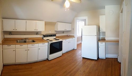1st image of 3808A E Barnard Ave