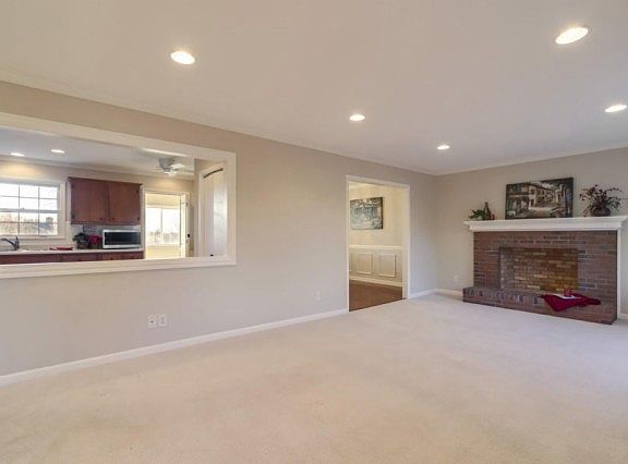 5th image of 9516 Gulf Park Dr
