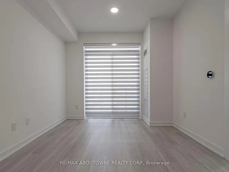 5105 Hurontario St #1410 — Photo 3
