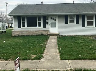 1807 11th St, Charleston, IL 61920