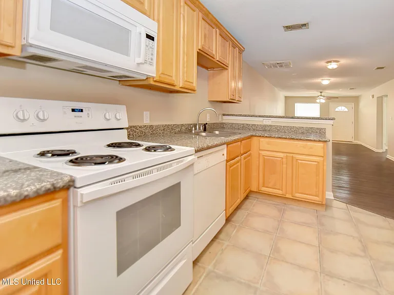 1713 Stevens St #B — Photo 8