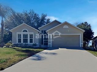 4045 Half Moon Cir, Middleburg, FL 32068