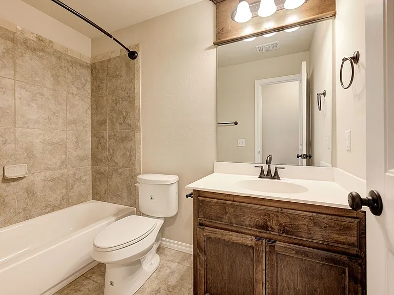 915 Lazywood Dr — Photo 33