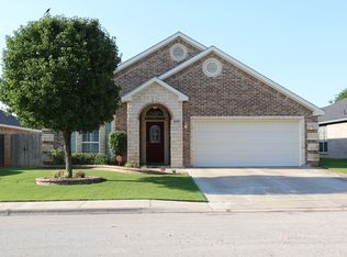 6910 Robbie Rd, Odessa, TX 79765