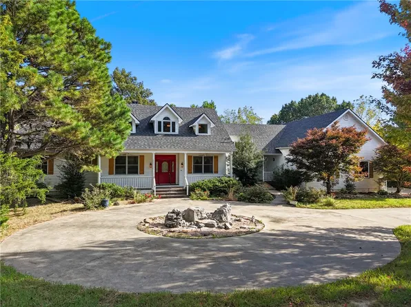 615 County Road 102, Eureka Springs, AR 72632