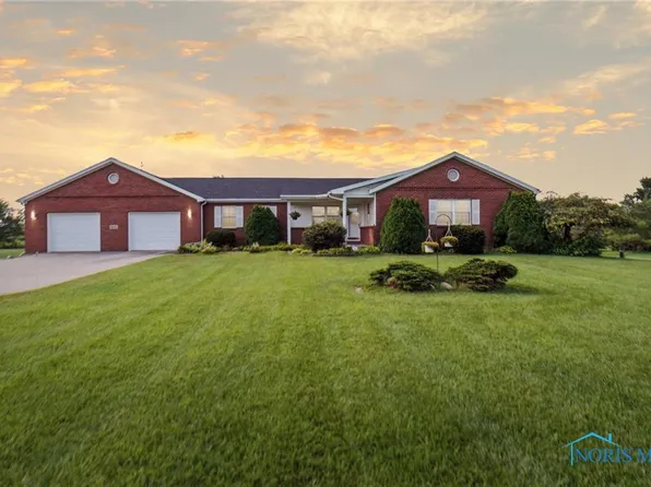 12525 Frankfort Rd, Swanton, OH 43558