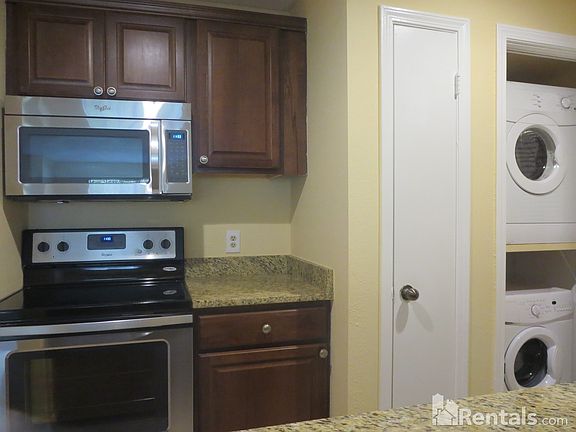 3rd image of 10200 Gandy Blvd N APT 1213