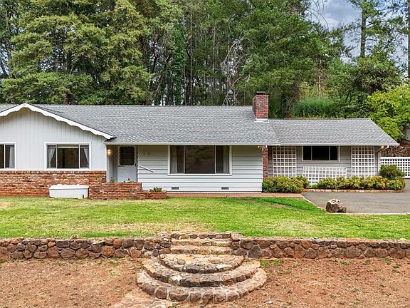 2nd image of 135 Cold Springs Road