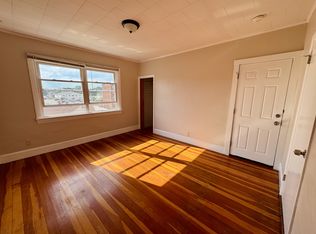 45 Slater St #2S, Fall River, MA 02720